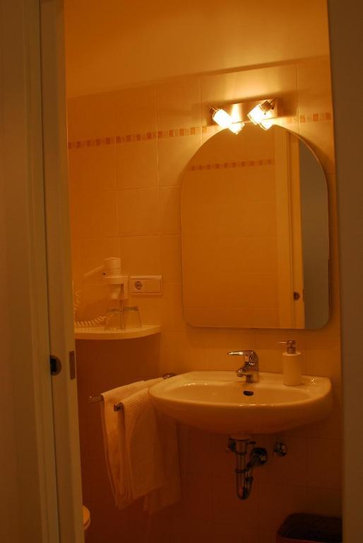 Hotel Dolomiten Collalbo Cameră foto